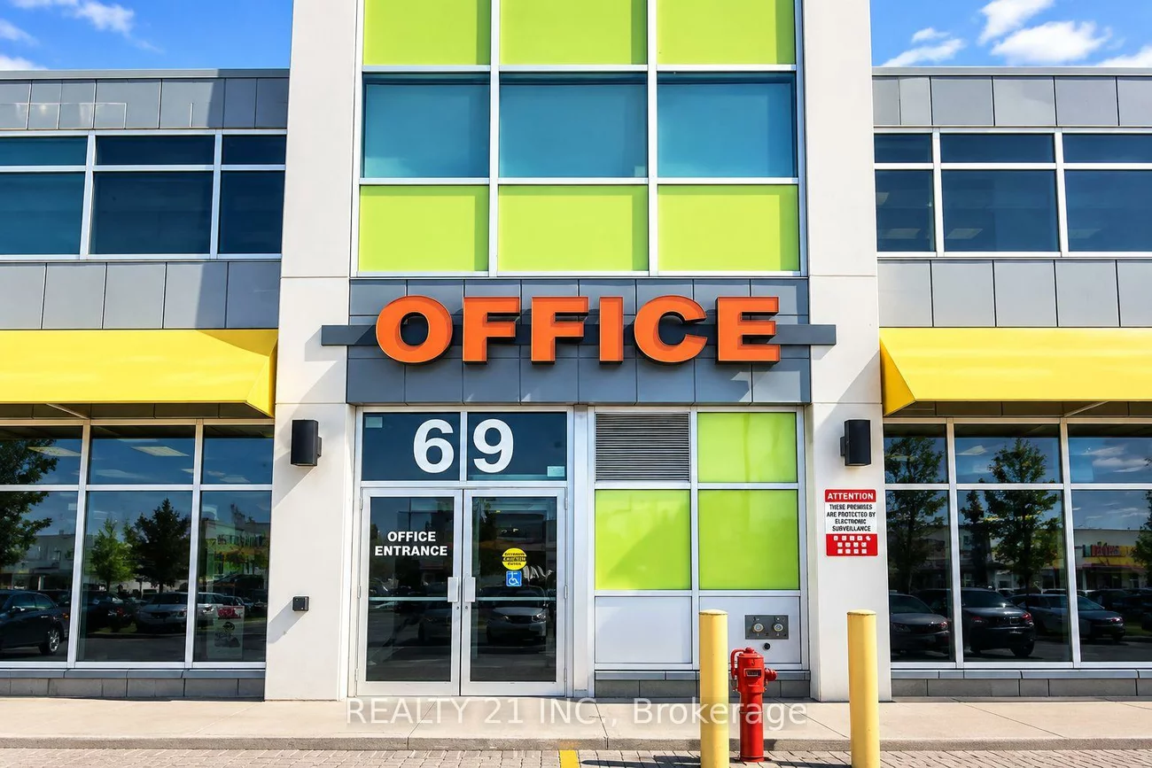69, Lebovic, Clairlea-Birchmount, Toronto