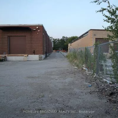 Commercial for sale, 1662, Midland, Dorset Park, Toronto