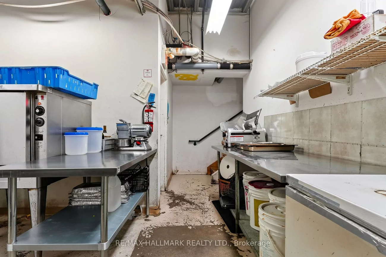 158, Fallingbrook, Birchcliffe-Cliffside, Toronto