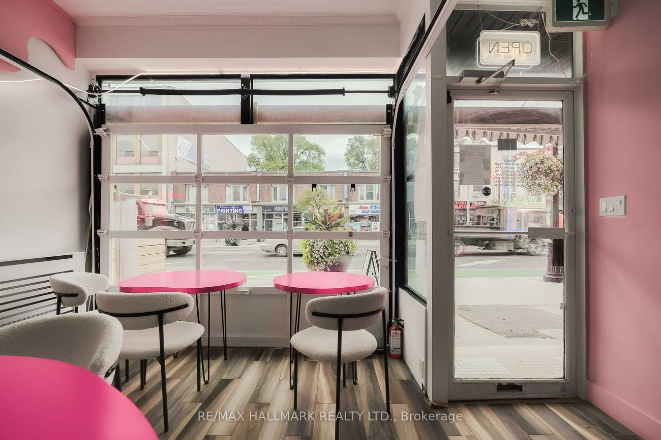 800, Danforth, Danforth, Toronto