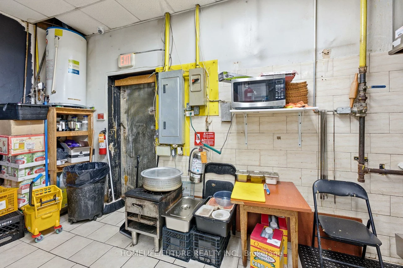 4288, Kingston, West Hill, Toronto