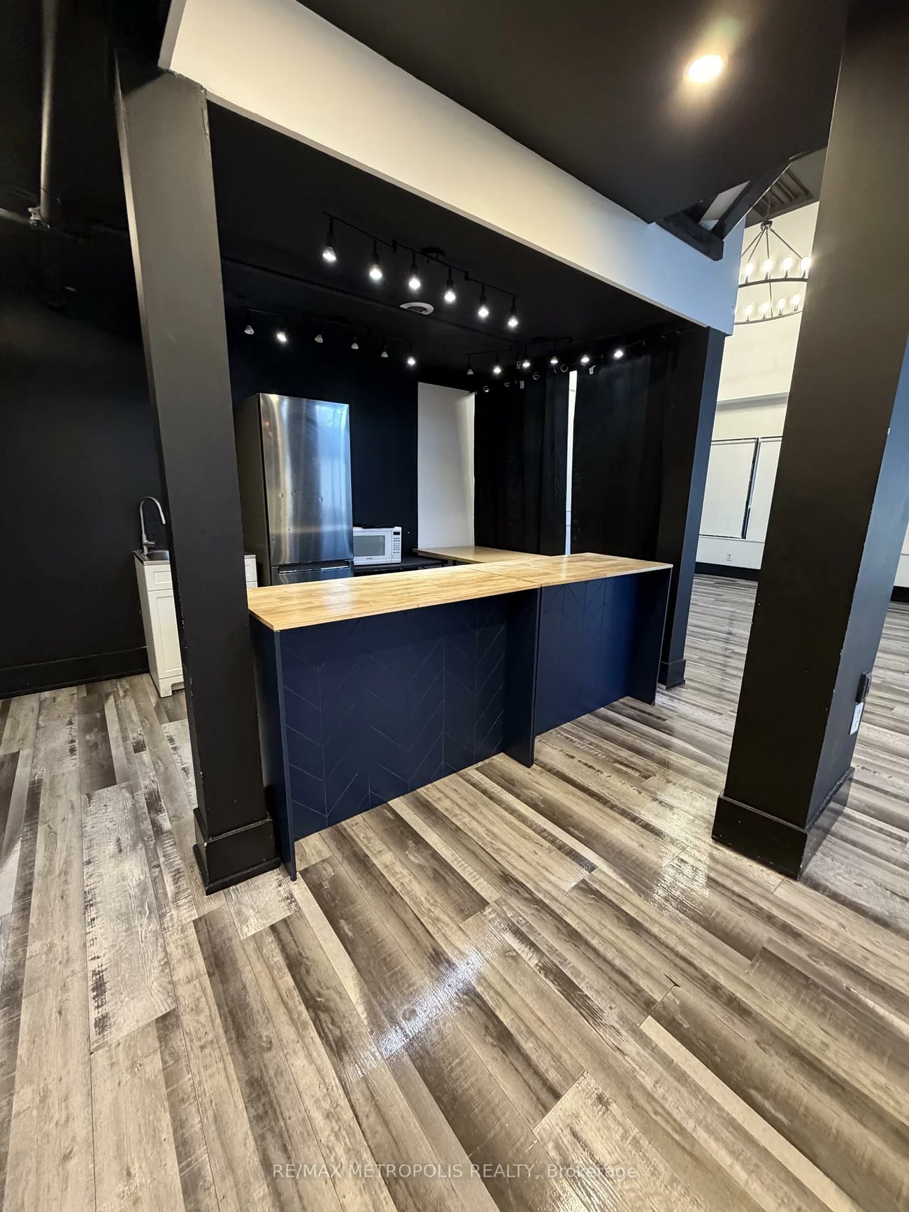 501, Passmore, Milliken, Toronto