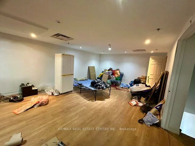 328, Passmore, Milliken, Toronto