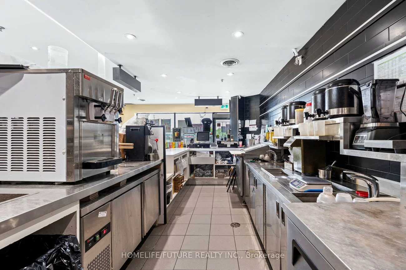 4, Greystone Walk, Kennedy Park, Toronto