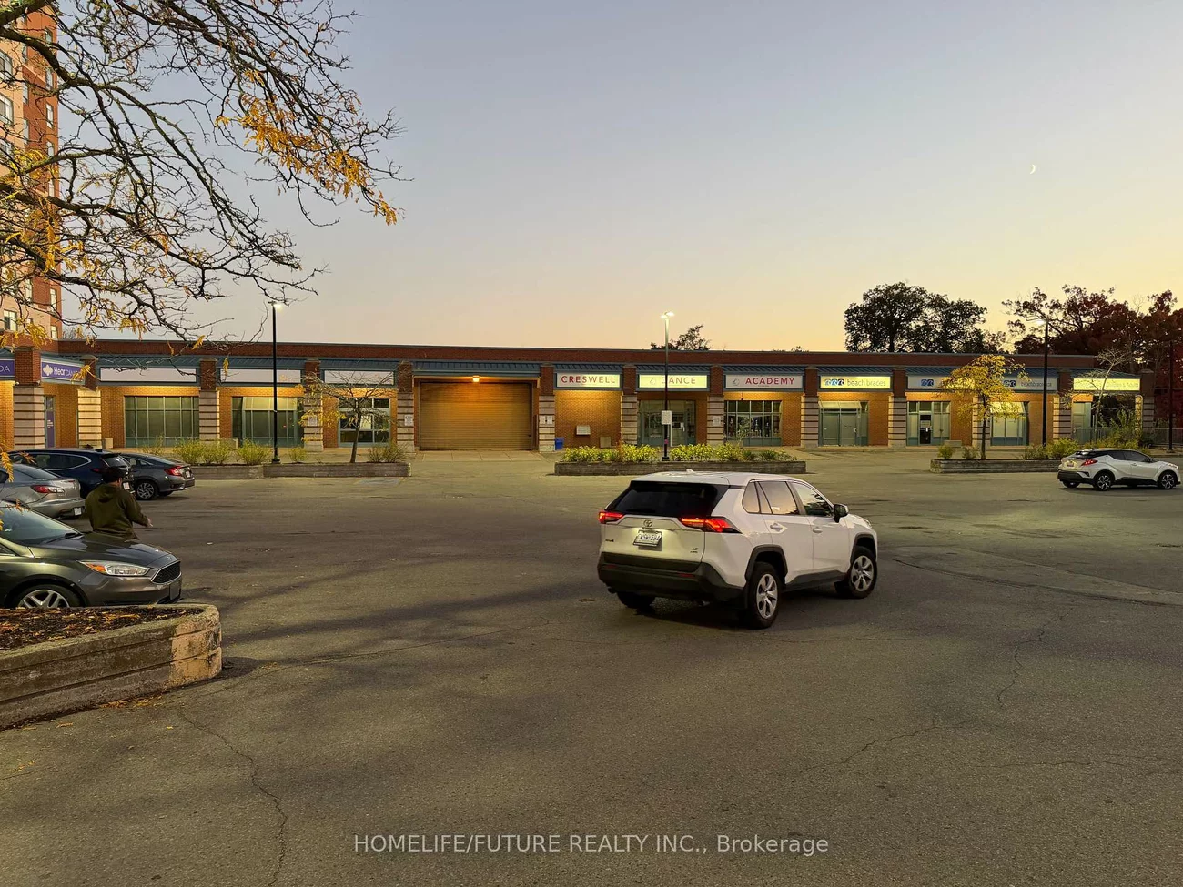 1085, Kingston, Birchcliffe-Cliffside, Toronto
