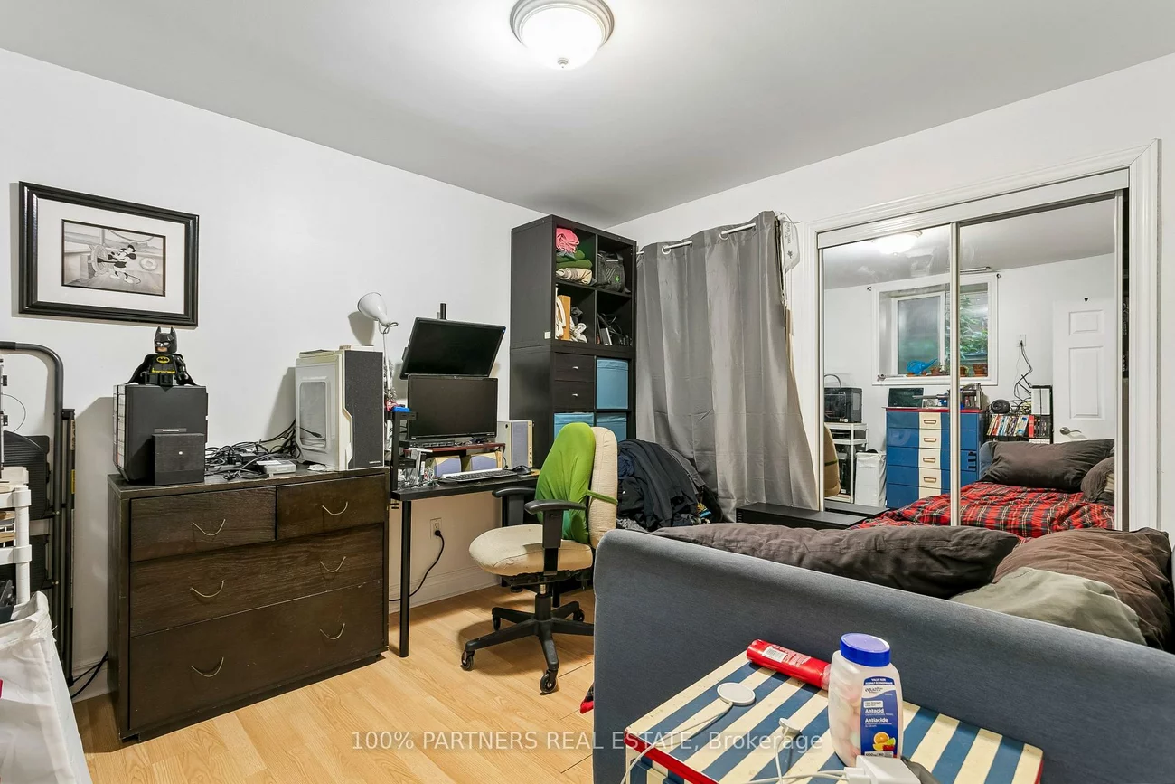 2035-2039, Danforth, Woodbine Corridor, Toronto