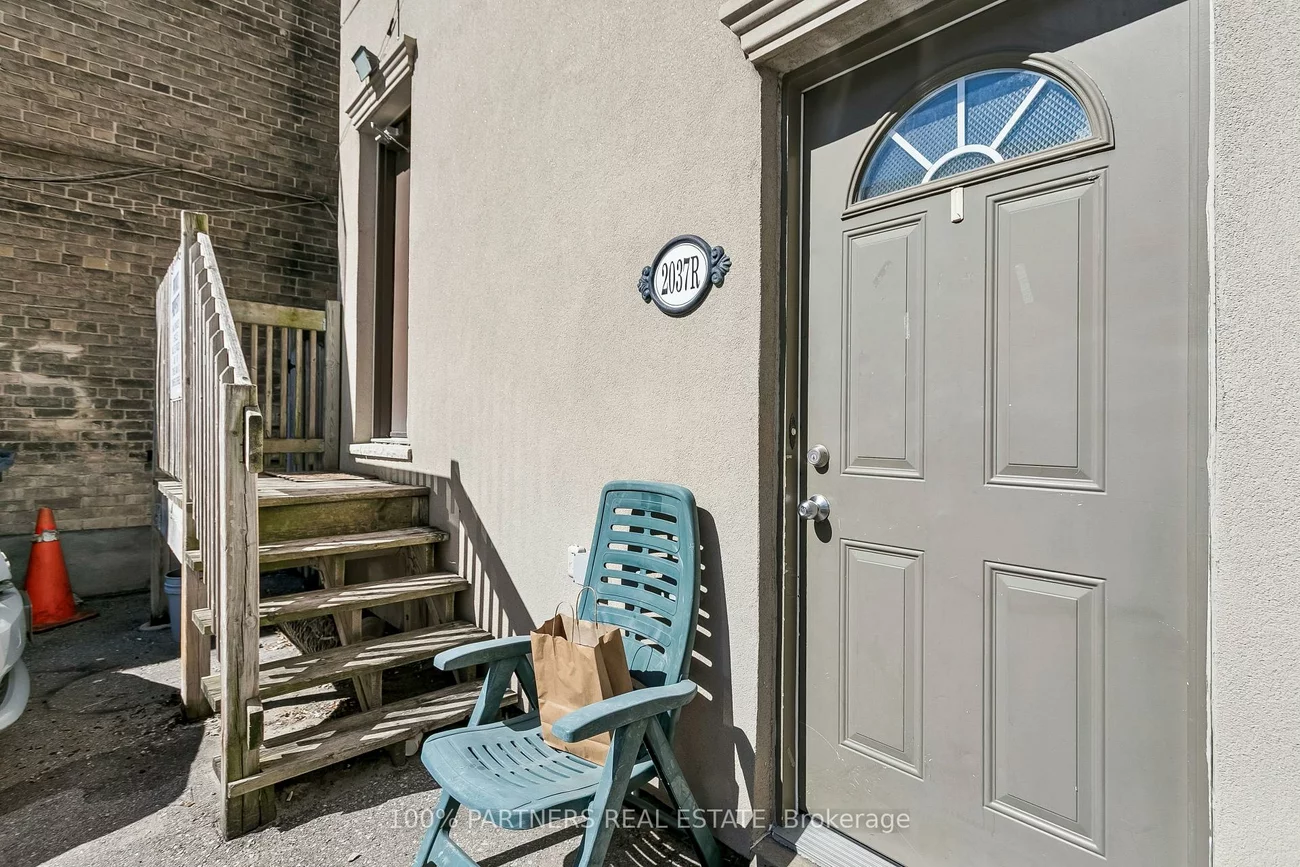 2035-2039, Danforth, Woodbine Corridor, Toronto