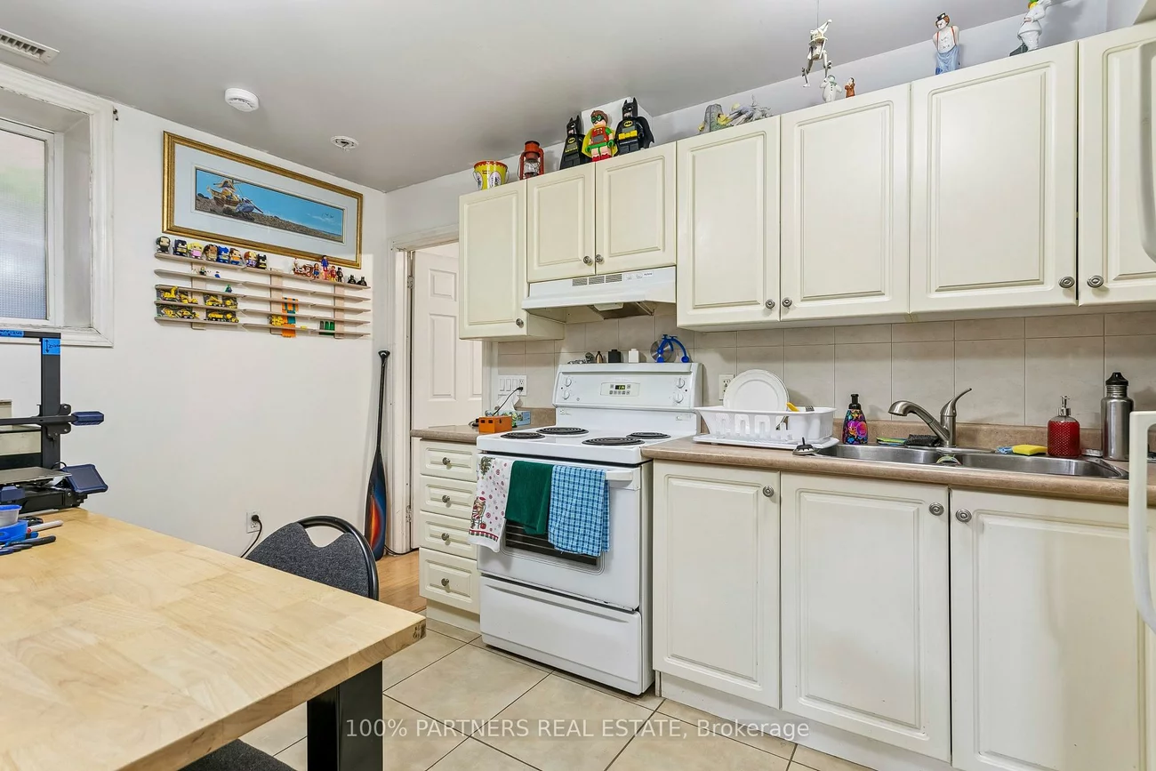 2035-2039, Danforth, Woodbine Corridor, Toronto