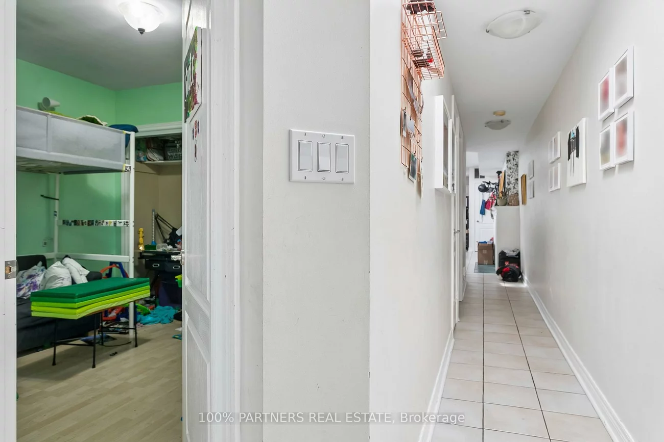 2035-2039, Danforth, Woodbine Corridor, Toronto