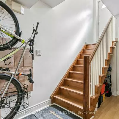 Commercial for sale, 2035-2039, Danforth, Woodbine Corridor, Toronto