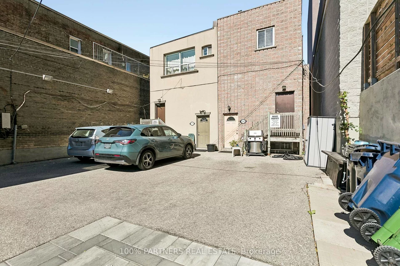 2035-2039, Danforth, Woodbine Corridor, Toronto