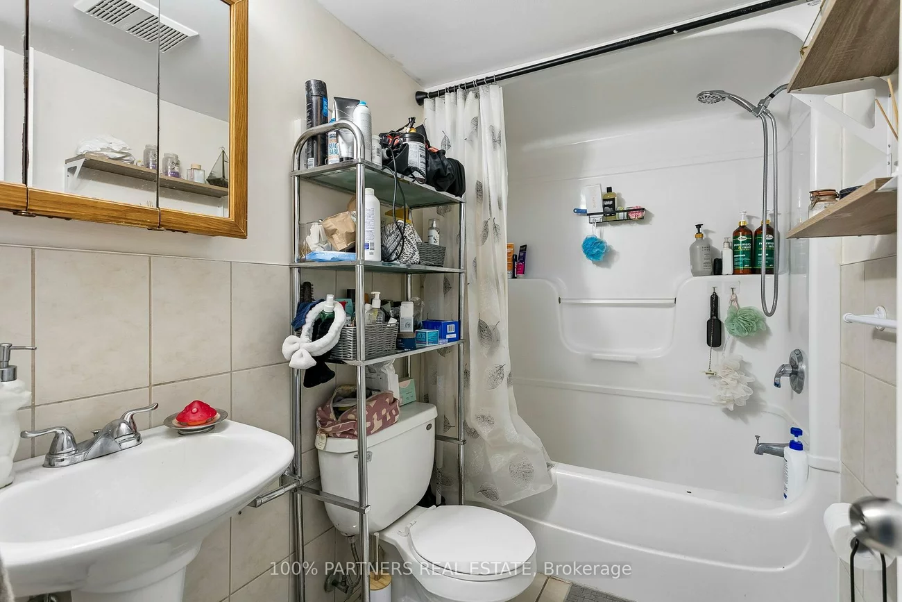 2035-2039, Danforth, Woodbine Corridor, Toronto