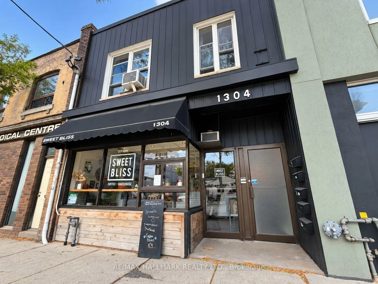 1304, Queen, South Riverdale, Toronto