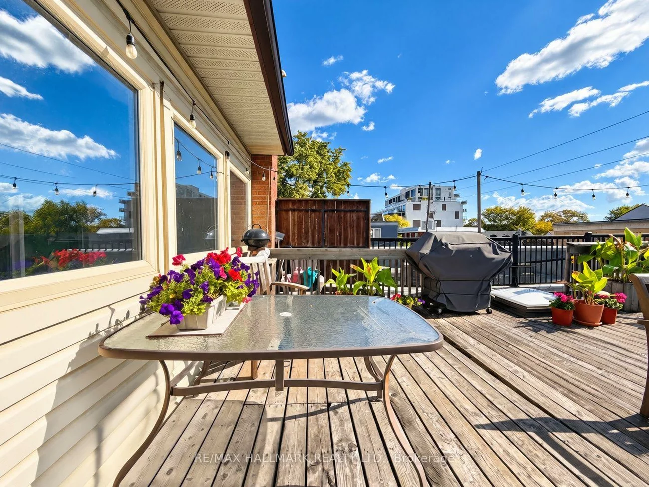 1304, Queen, South Riverdale, Toronto