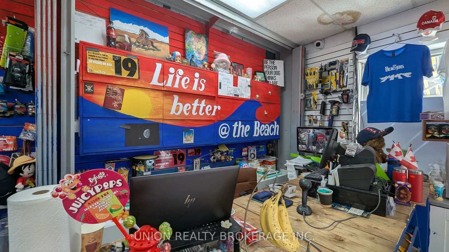 2354, Queen, The Beaches, Toronto