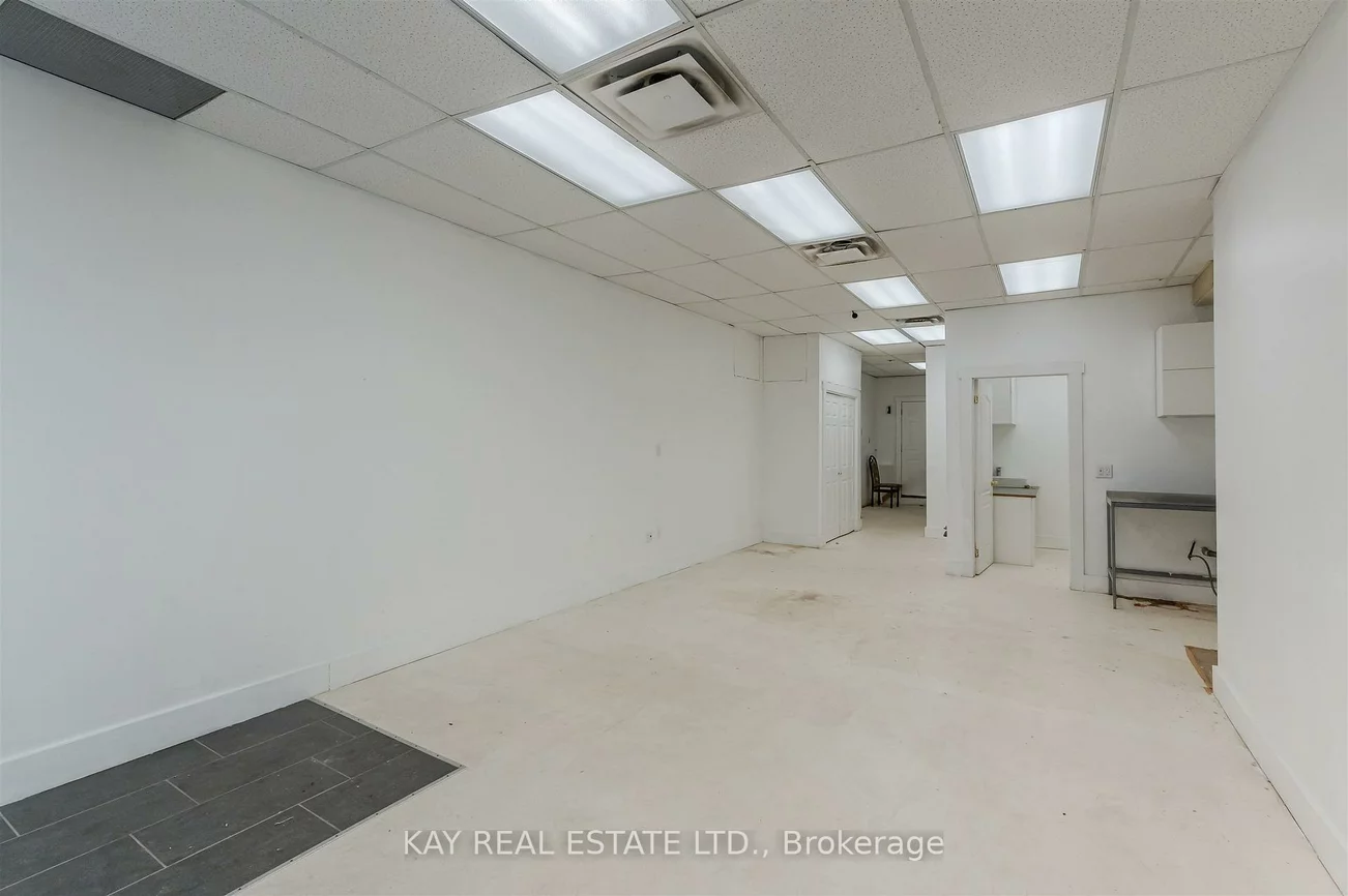 1394, Gerrard, Greenwood-Coxwell, Toronto