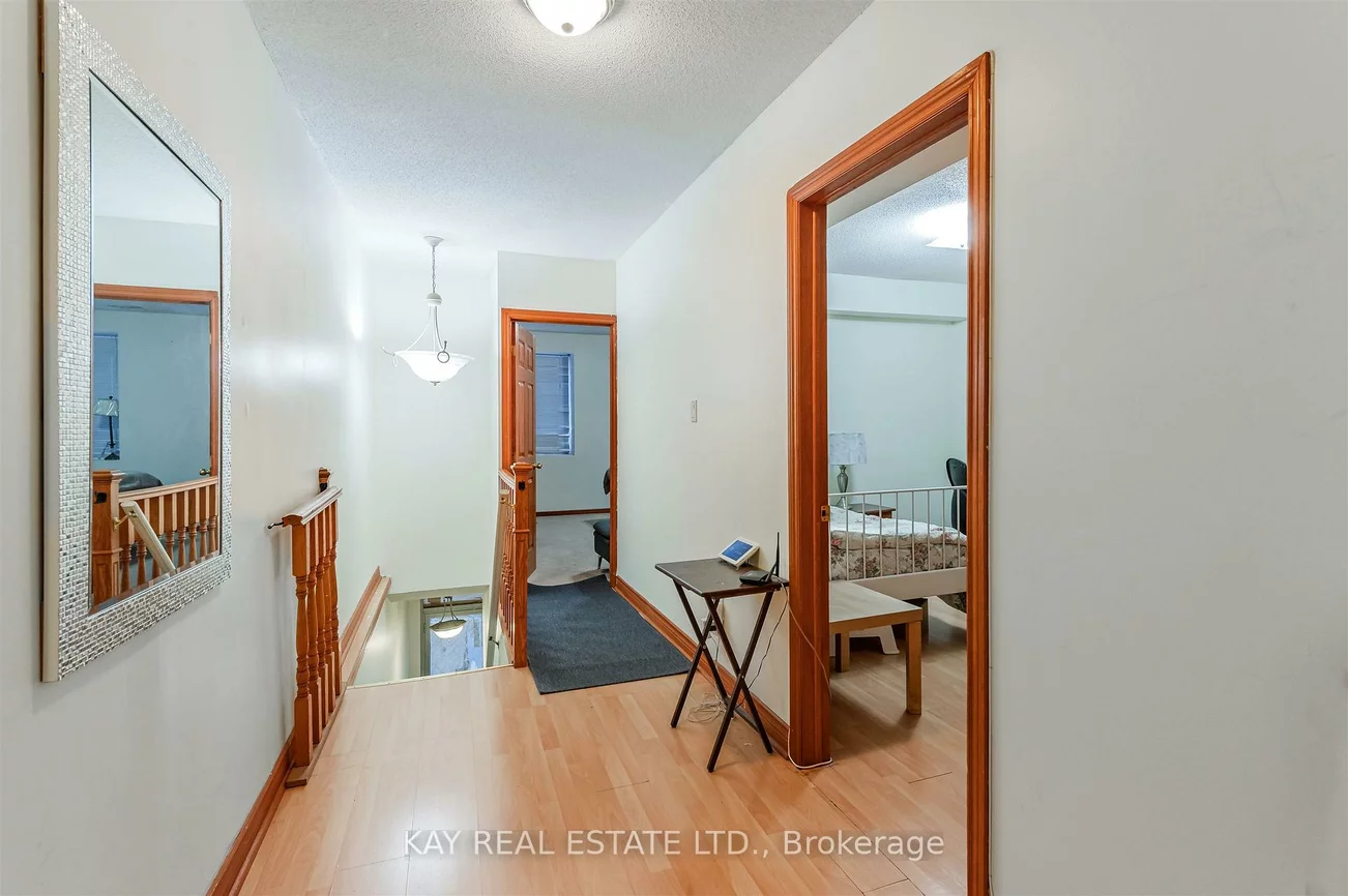 1394, Gerrard, Greenwood-Coxwell, Toronto