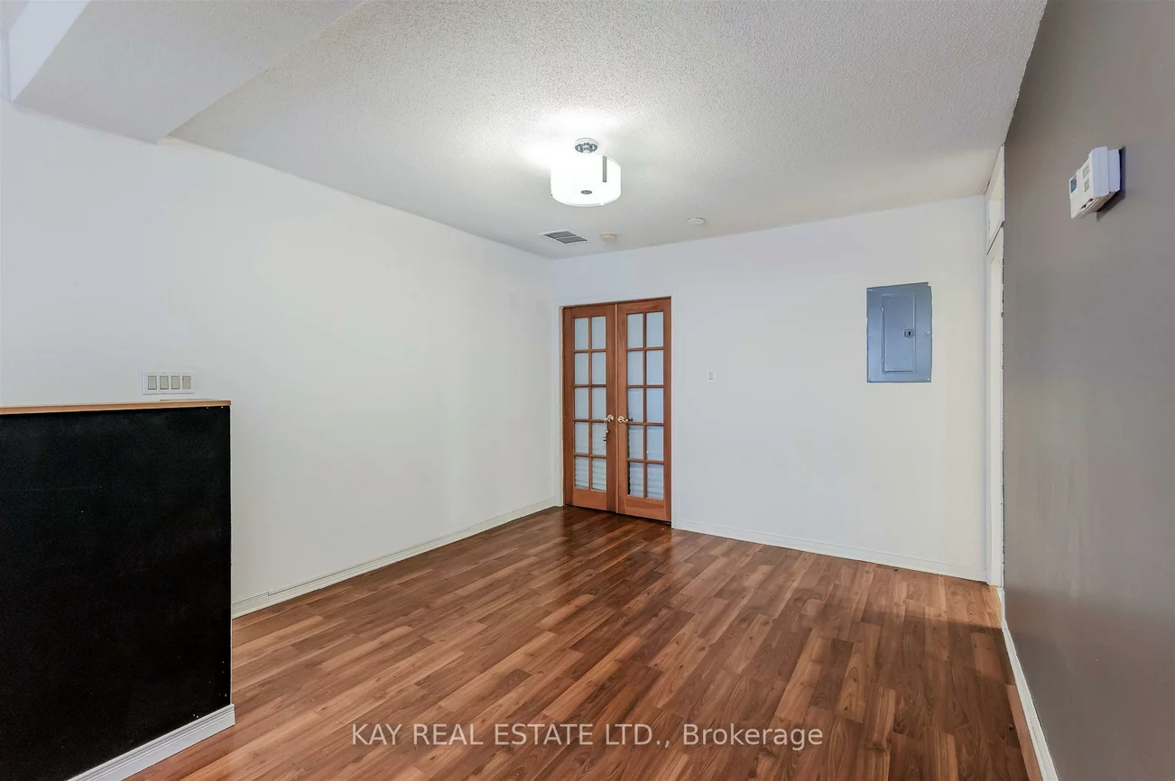 1396, Gerrard, Greenwood-Coxwell, Toronto