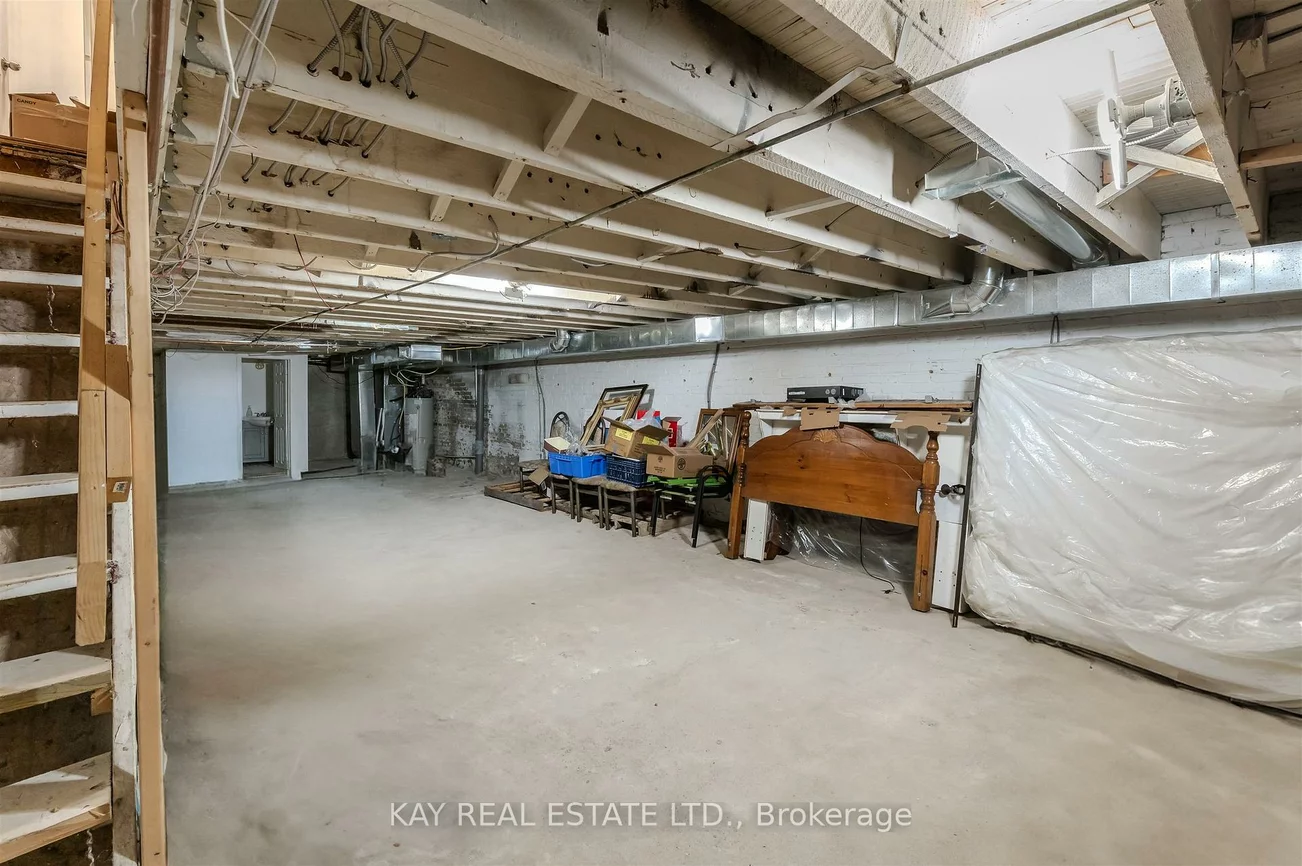 1396, Gerrard, Greenwood-Coxwell, Toronto