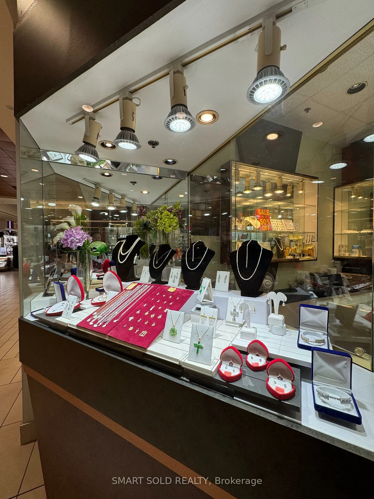 3495, Lawrence, Woburn, Toronto