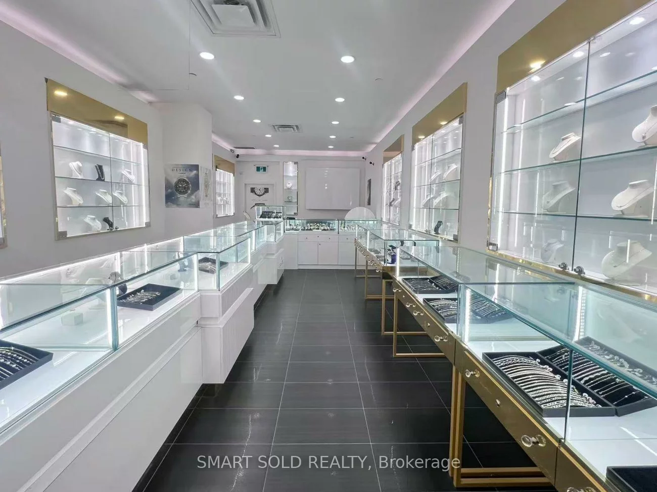 70, Eglinton, Clairlea-Birchmount, Toronto