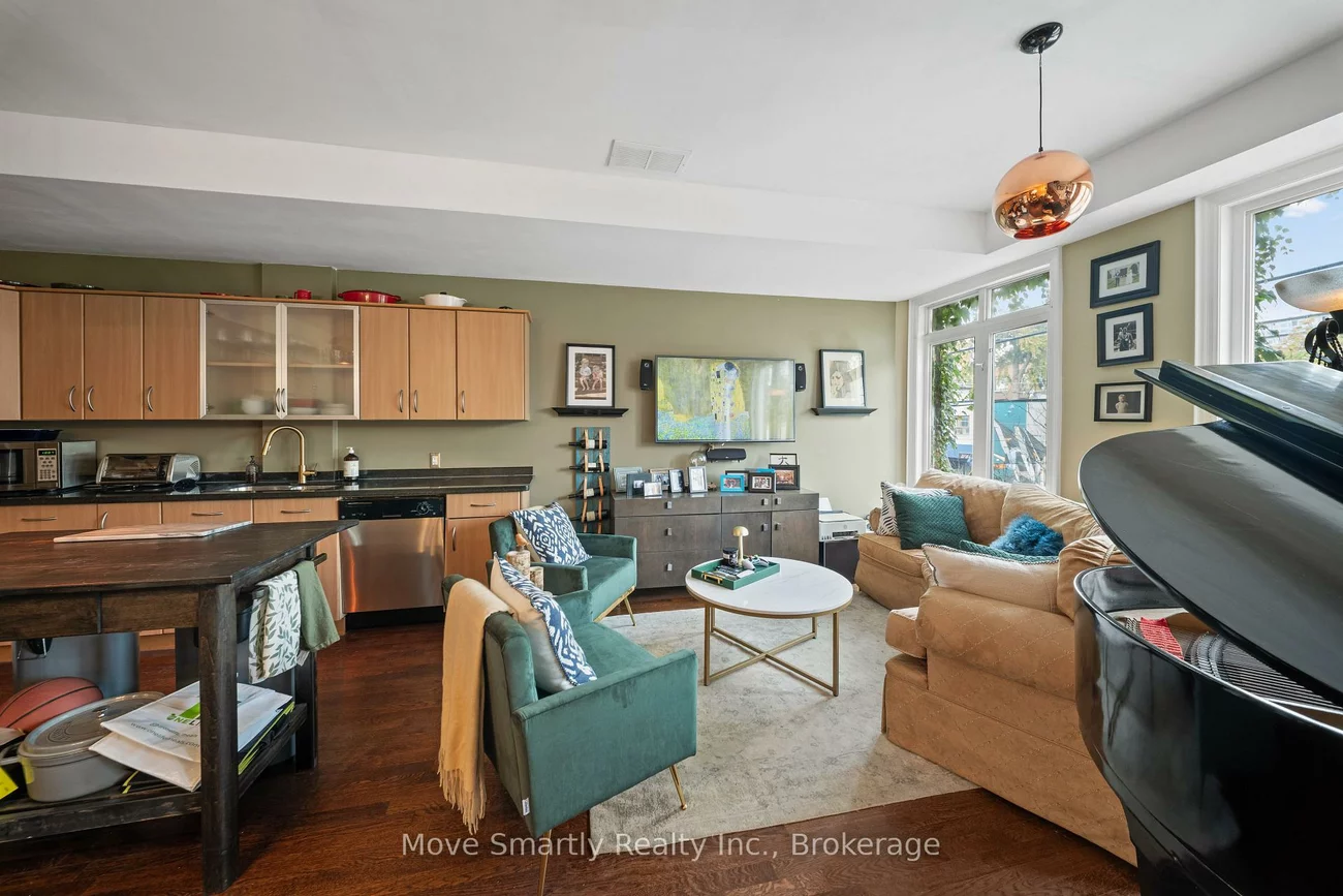 969, Queen, South Riverdale, Toronto