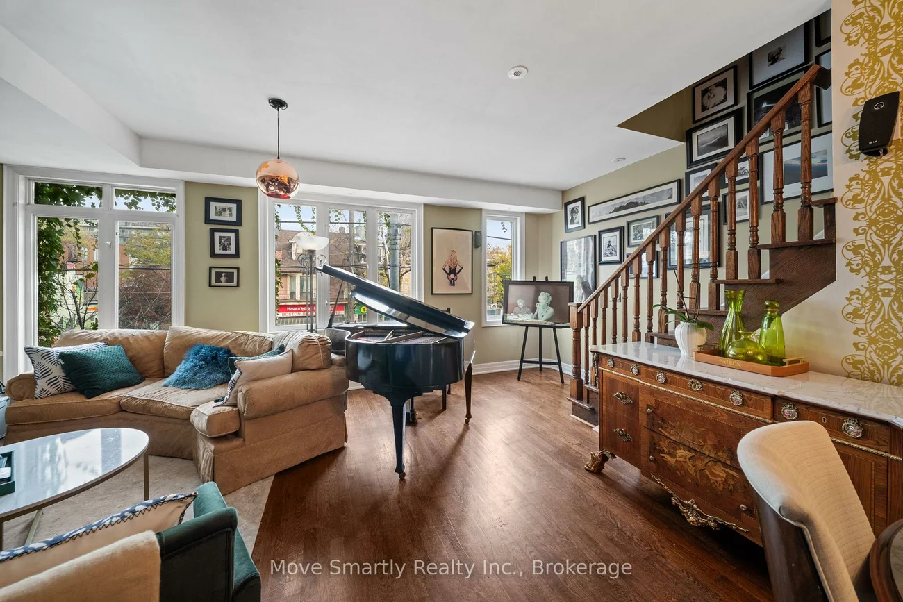 969, Queen, South Riverdale, Toronto