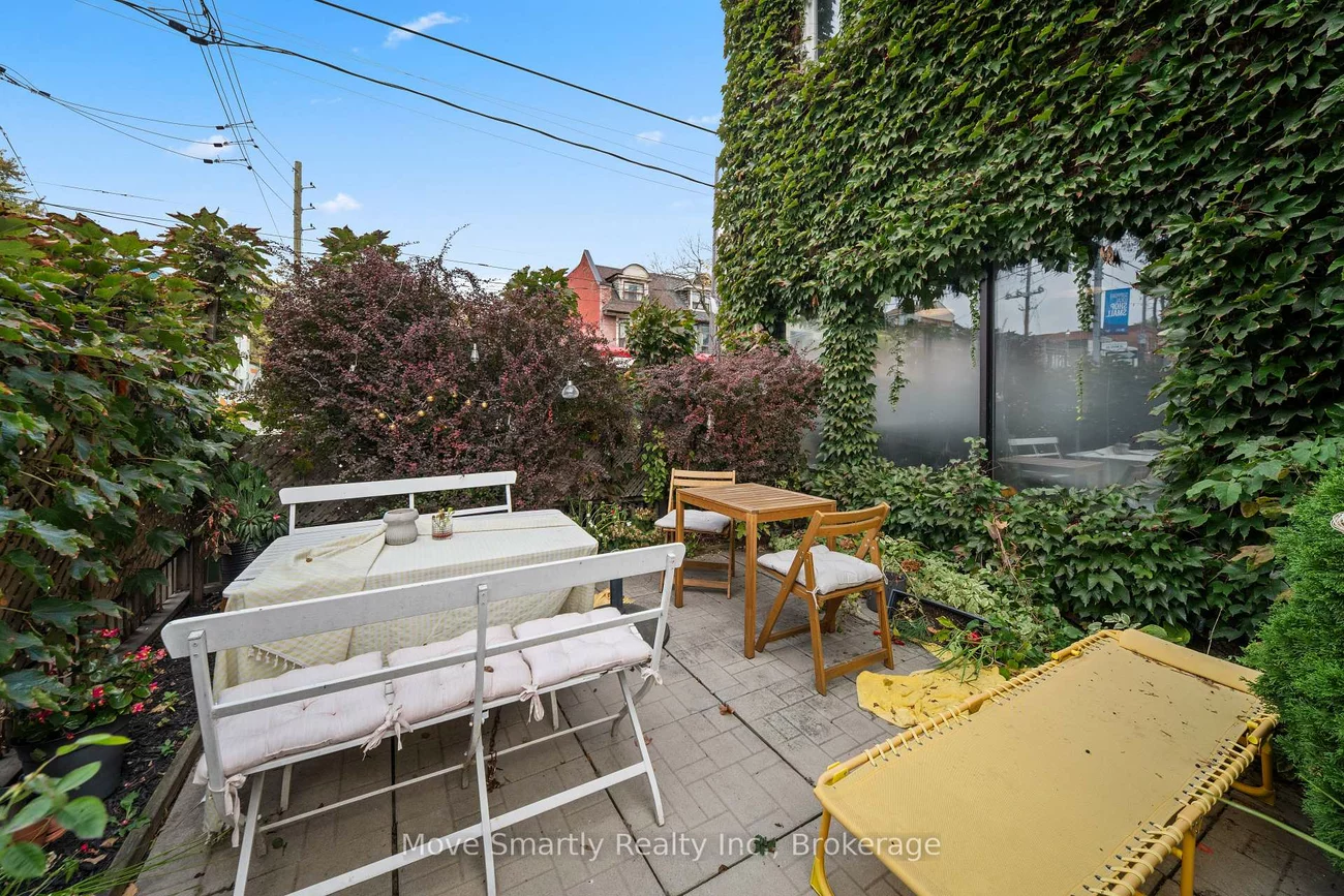 969, Queen, South Riverdale, Toronto