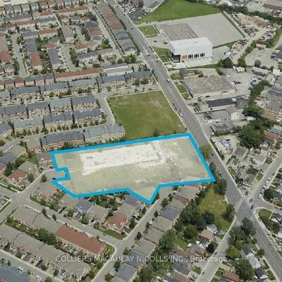 250, Danforth, Clairlea-Birchmount, Toronto