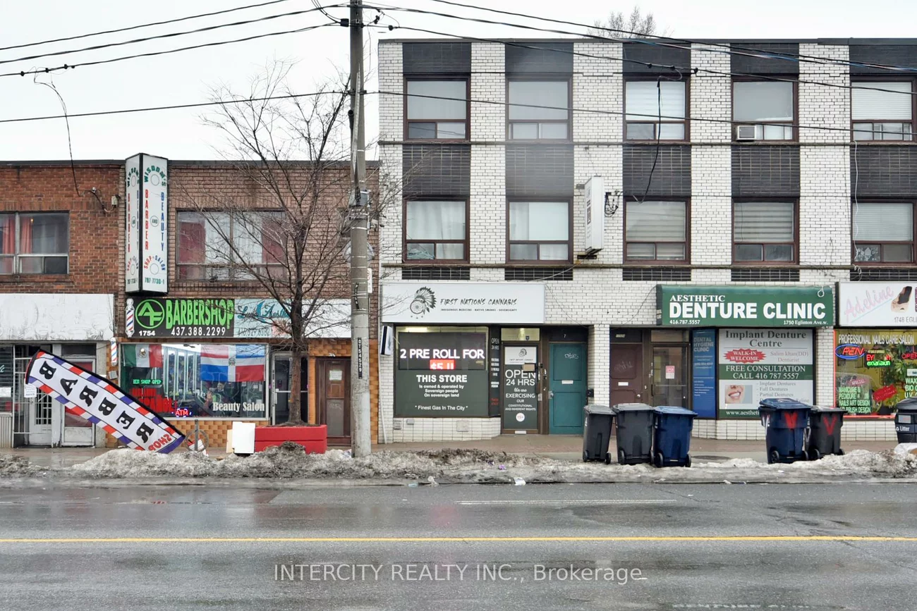 1750, Eglinton, Briar Hill-Belgravia, Toronto