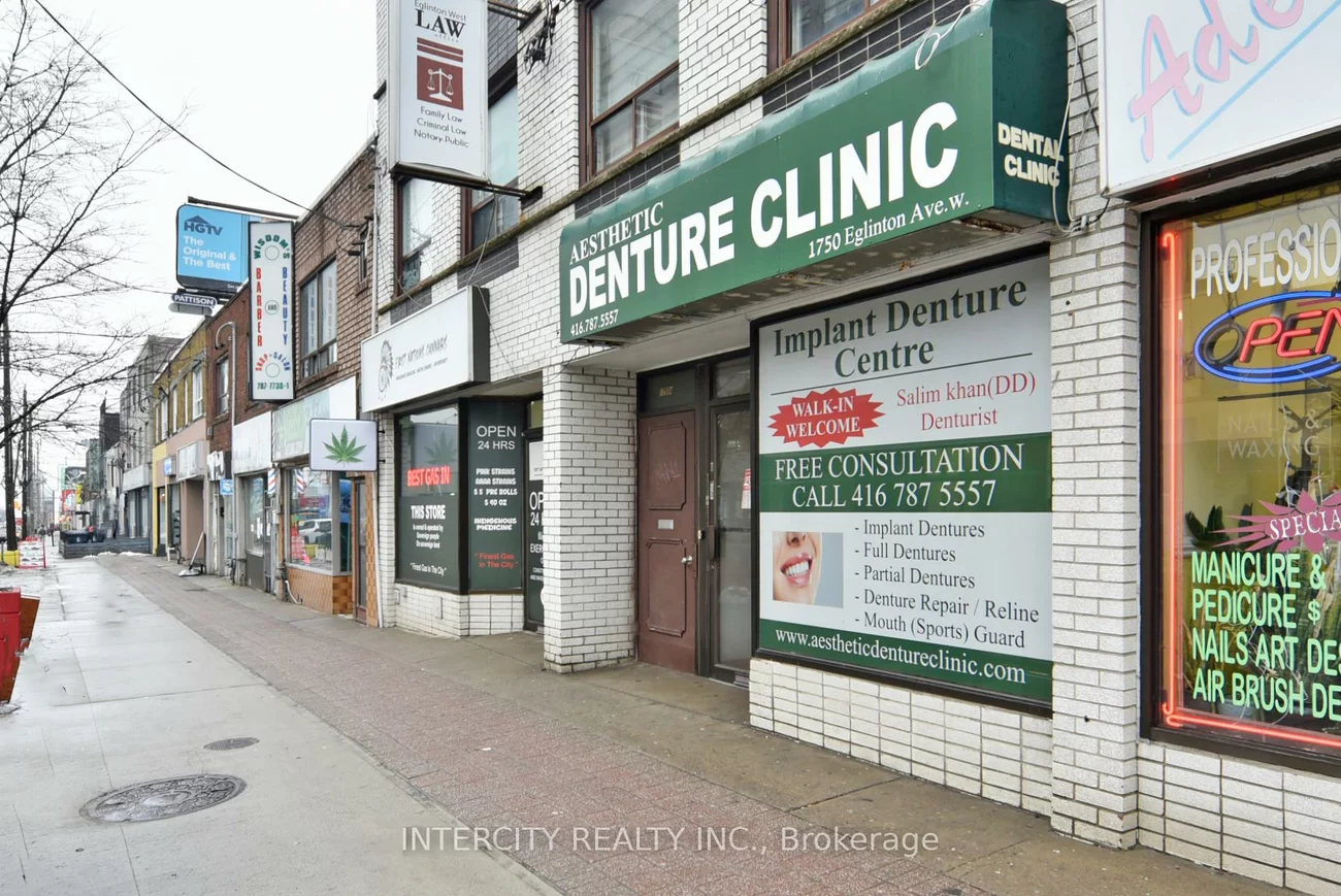 1750, Eglinton, Briar Hill-Belgravia, Toronto