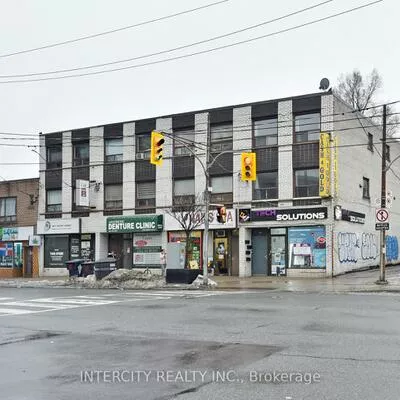 1750, Eglinton, Briar Hill-Belgravia, Toronto