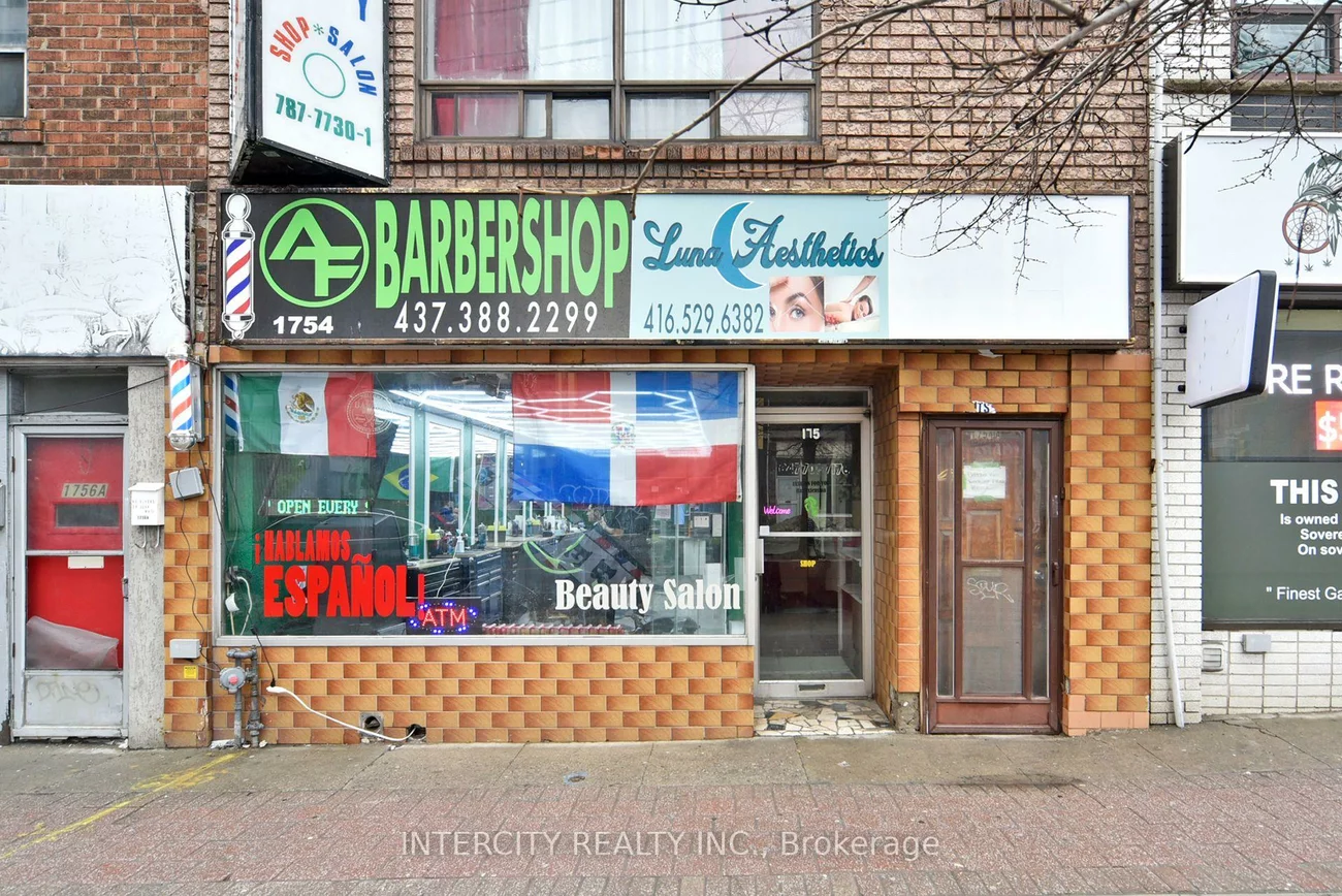 1754, Eglinton, Briar Hill-Belgravia, Toronto