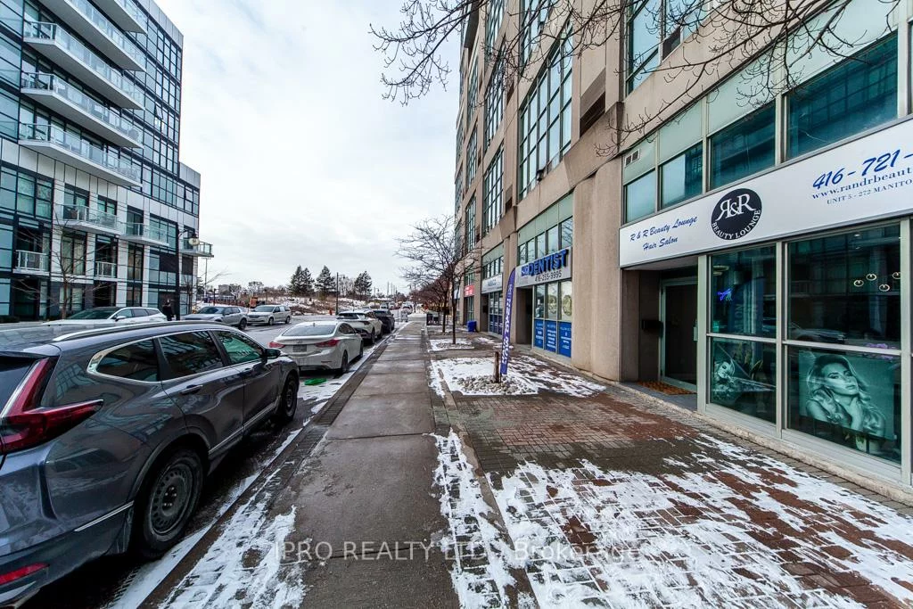 272, Manitoba, Mimico, Toronto