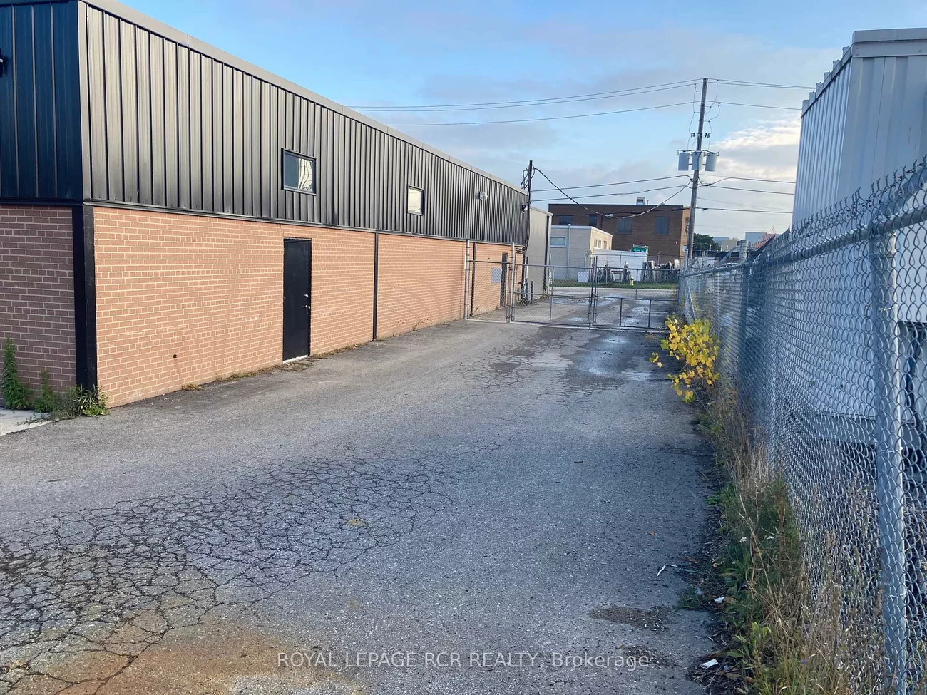 26, Airview, West Humber-Clairville, Toronto