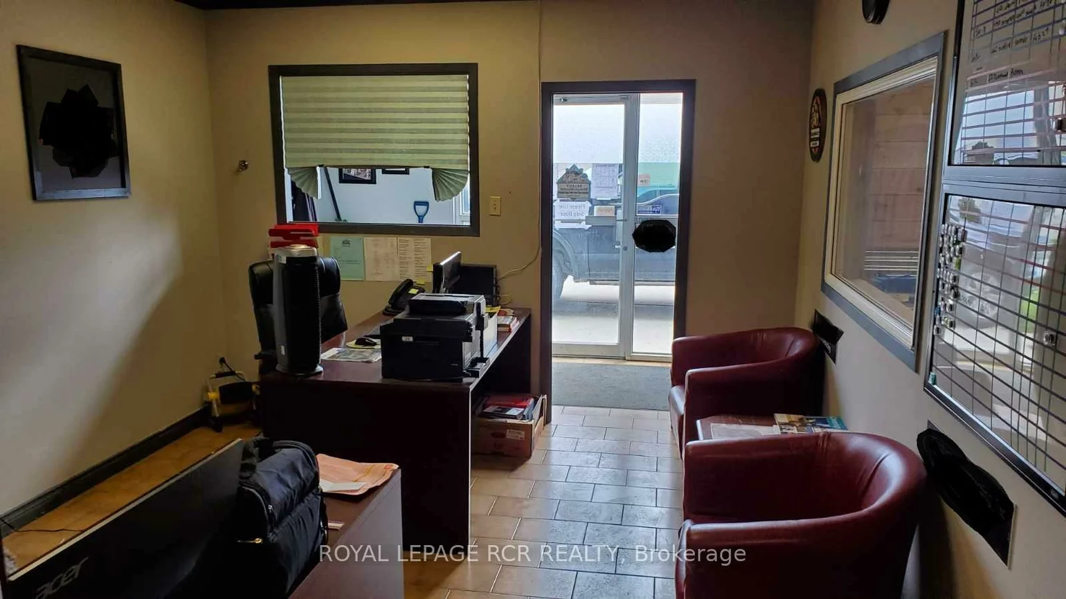 26, Airview, West Humber-Clairville, Toronto