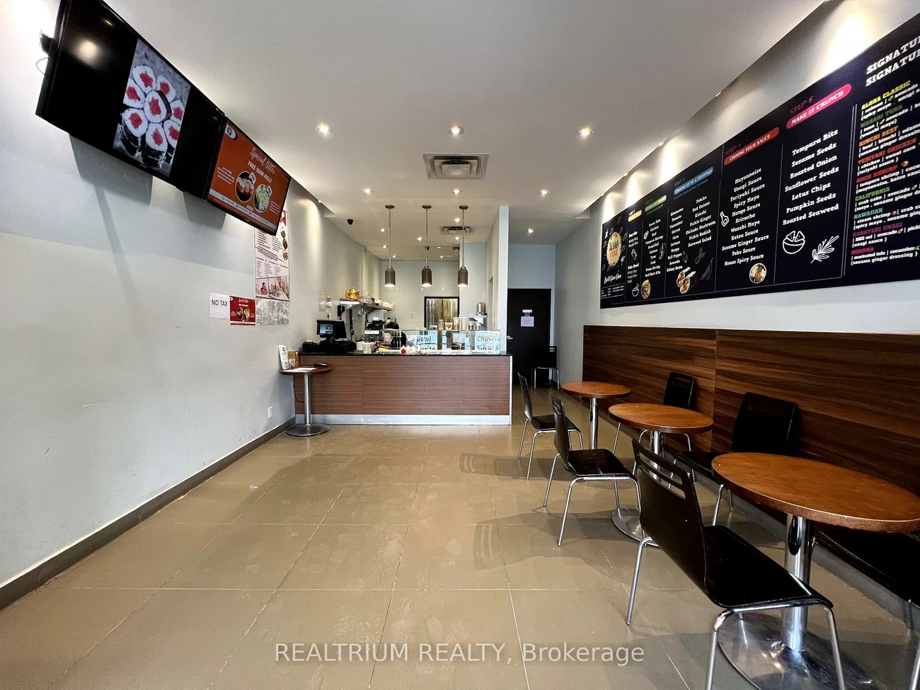 1077, Wilson, Downsview-Roding-CFB, Toronto