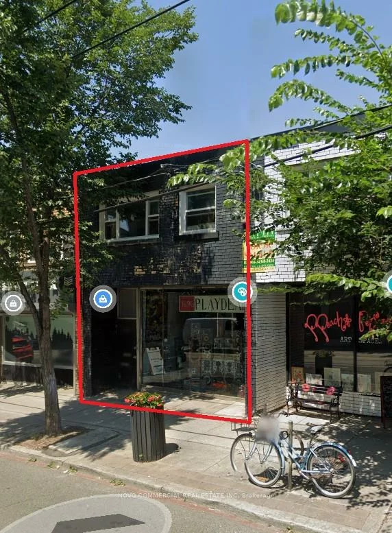 1696, Queen, Roncesvalles, Toronto