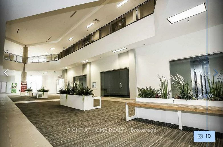 1275, Finch, York University Heights, Toronto