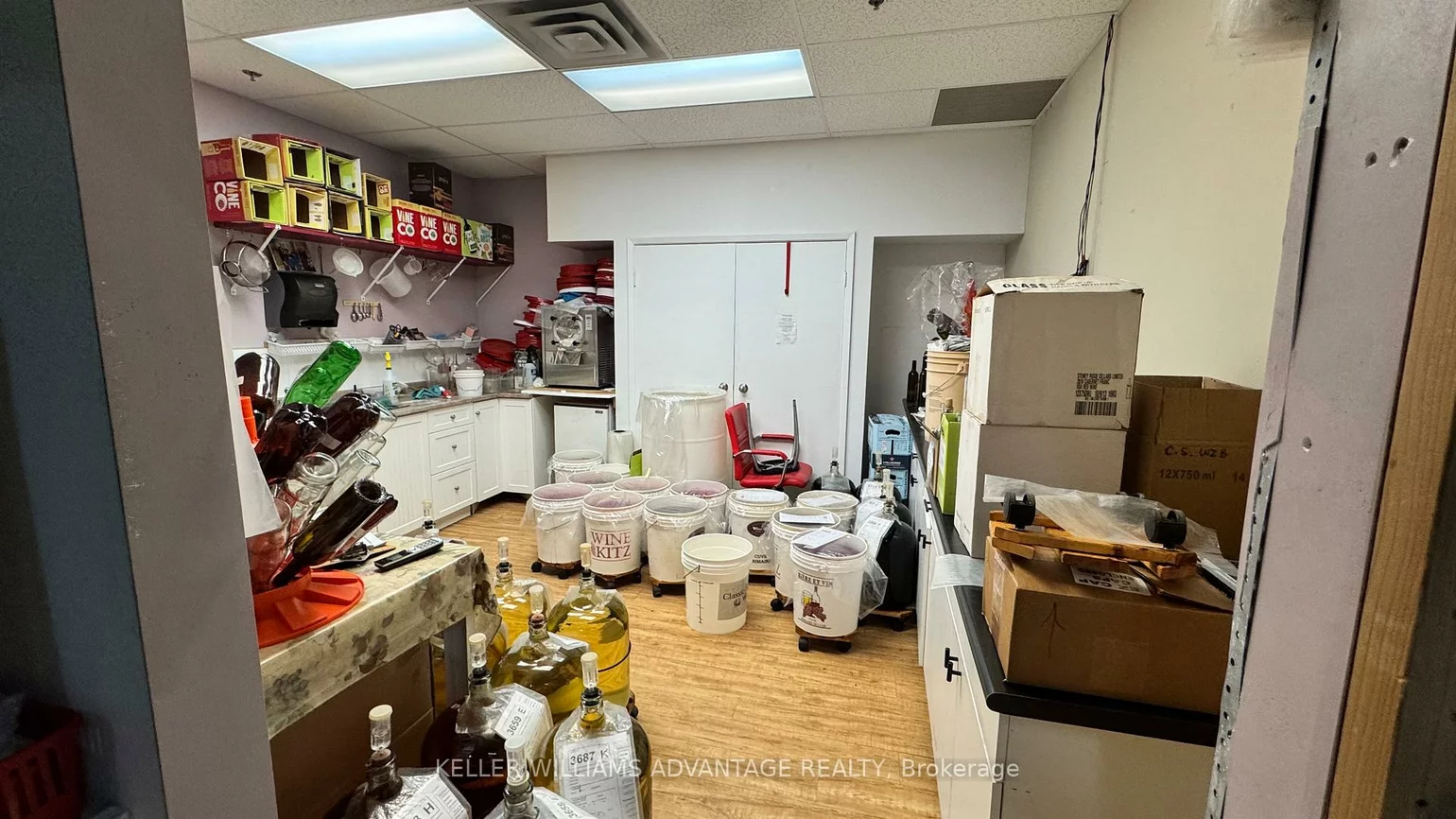 3220, Dufferin St, Yorkdale-Glen Park, Toronto