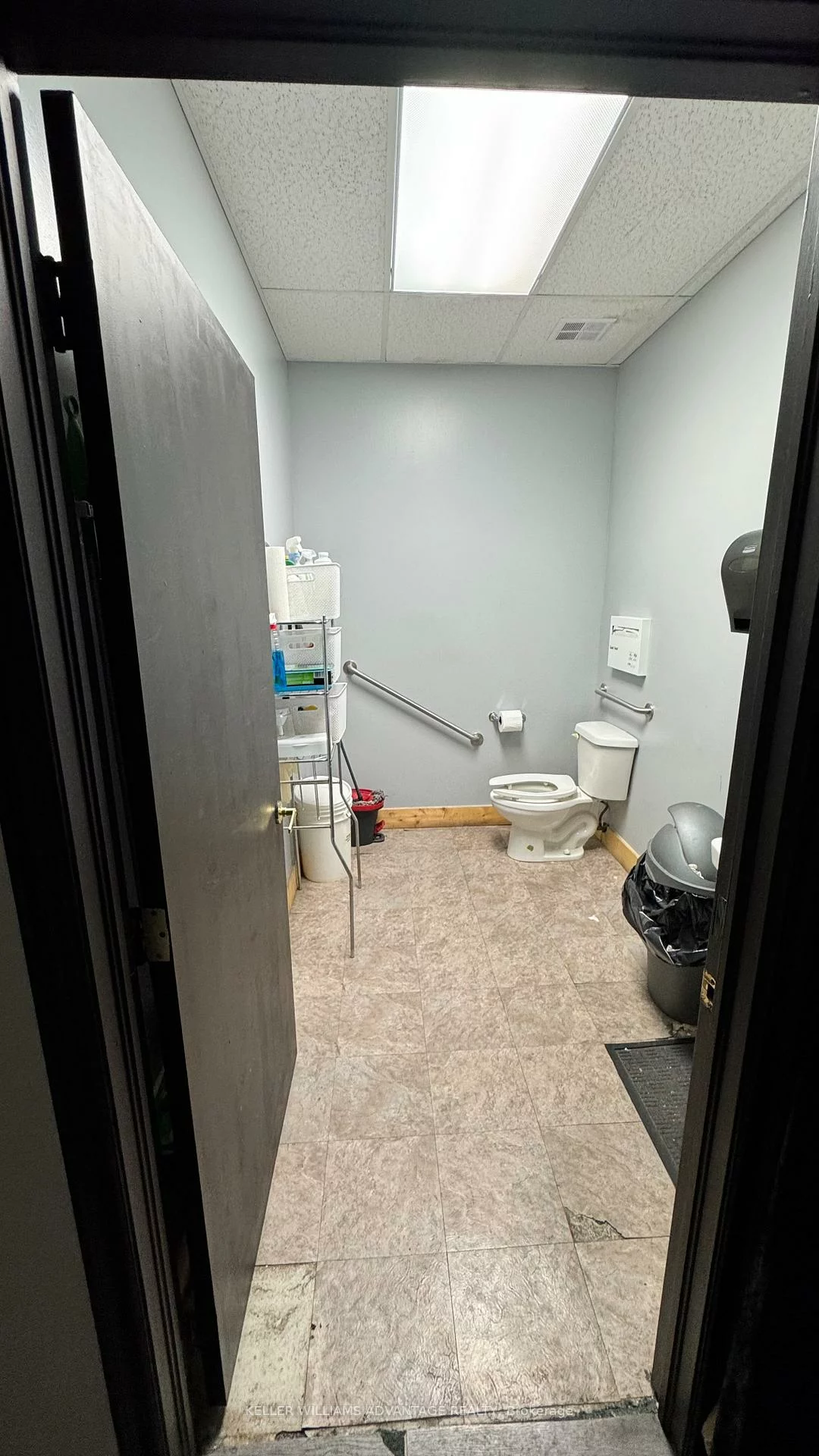 3220, Dufferin St, Yorkdale-Glen Park, Toronto