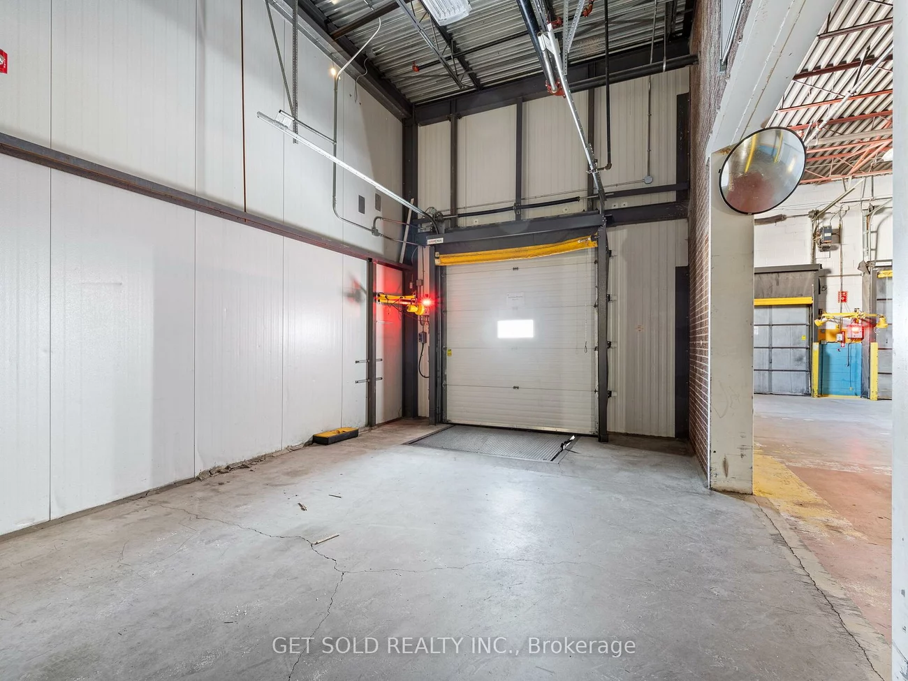 650, Fenmar, Humber Summit, Toronto