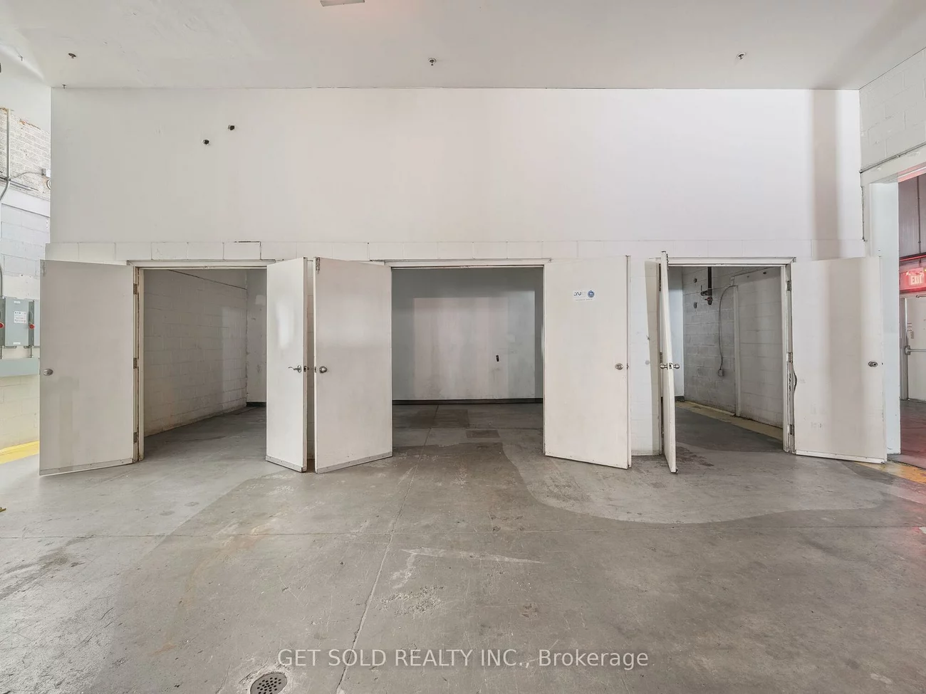 650, Fenmar, Humber Summit, Toronto