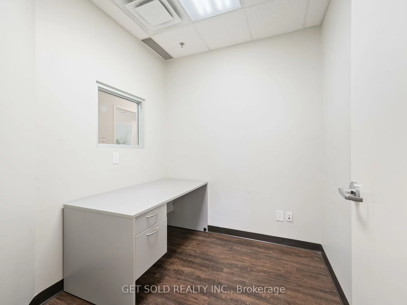 650, Fenmar, Humber Summit, Toronto