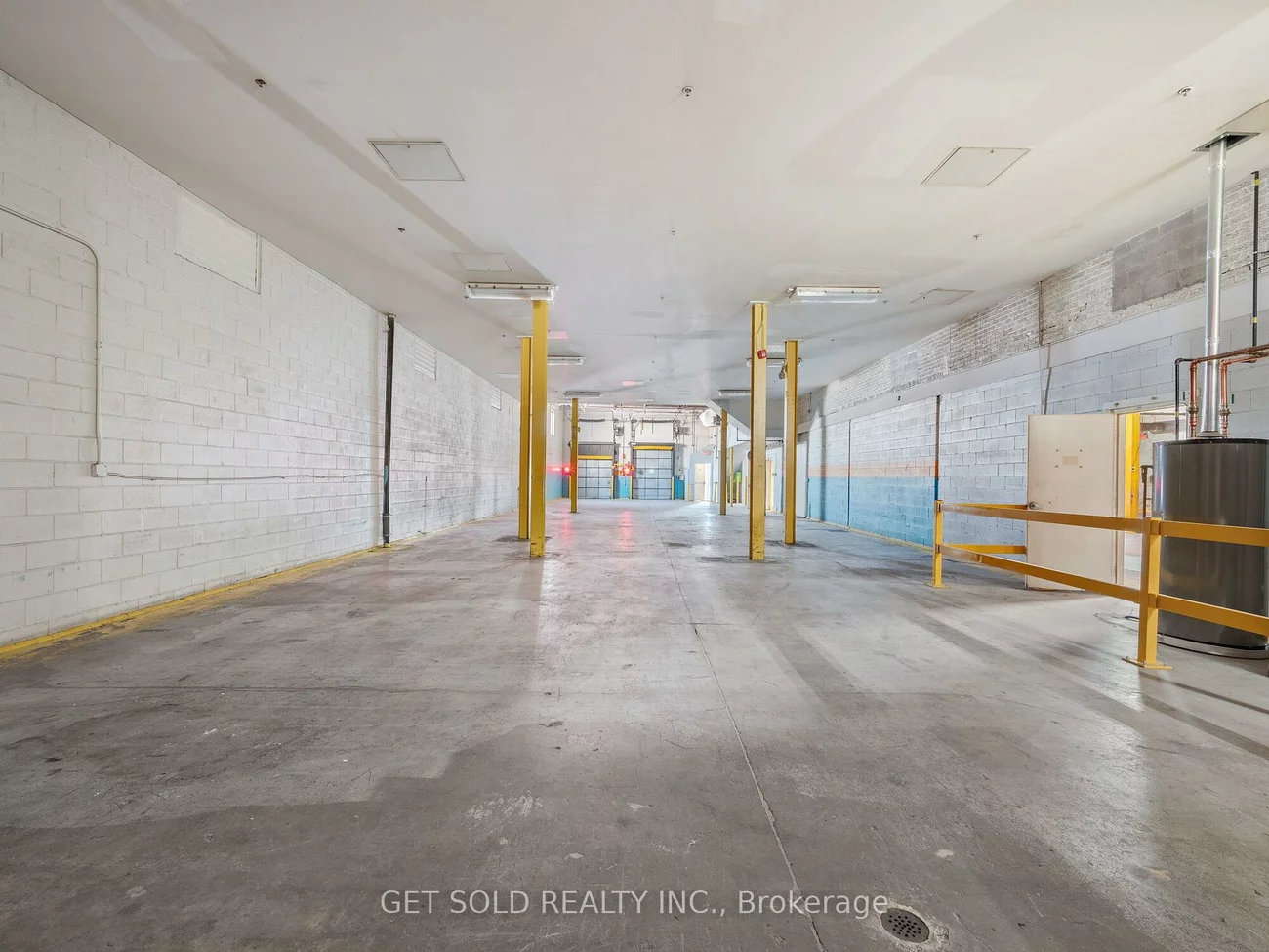 650, Fenmar, Humber Summit, Toronto