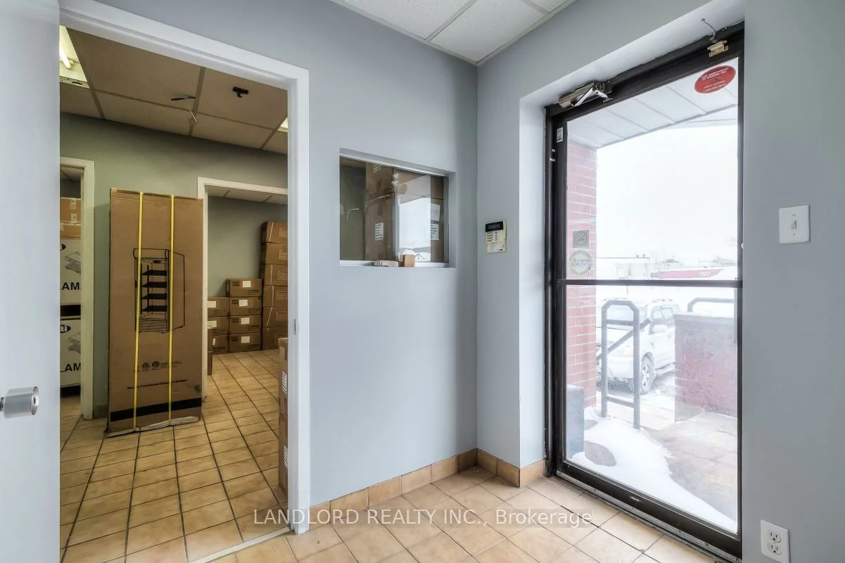 175, Toryork, Humber Summit, Toronto