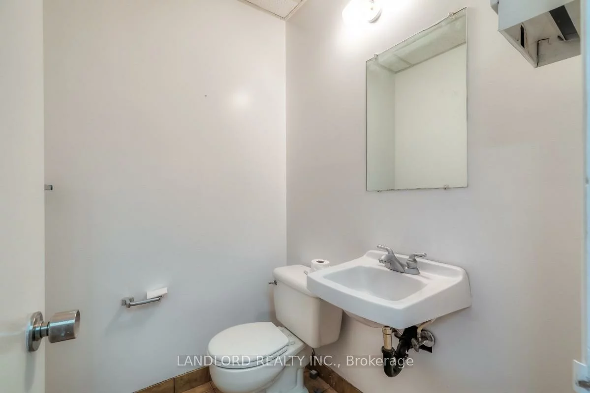 175, Toryork, Humber Summit, Toronto