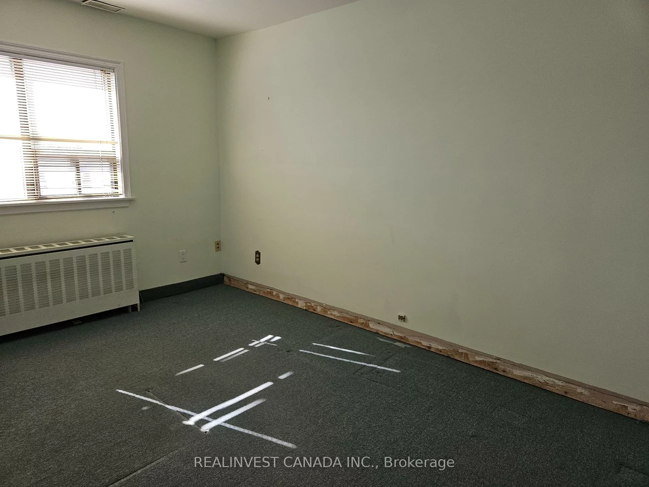795, Wilson, Downsview-Roding-CFB, Toronto