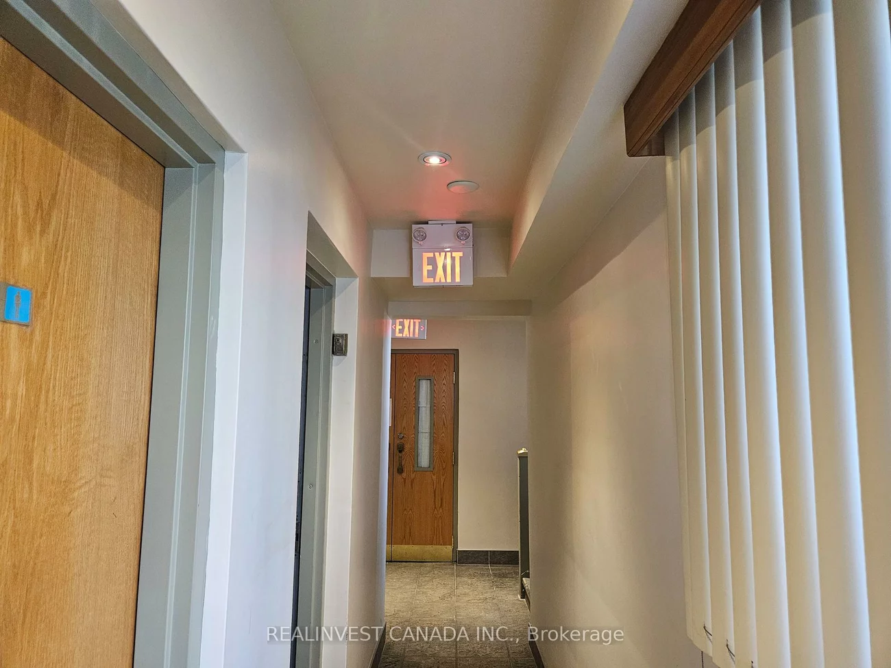 795, Wilson, Downsview-Roding-CFB, Toronto