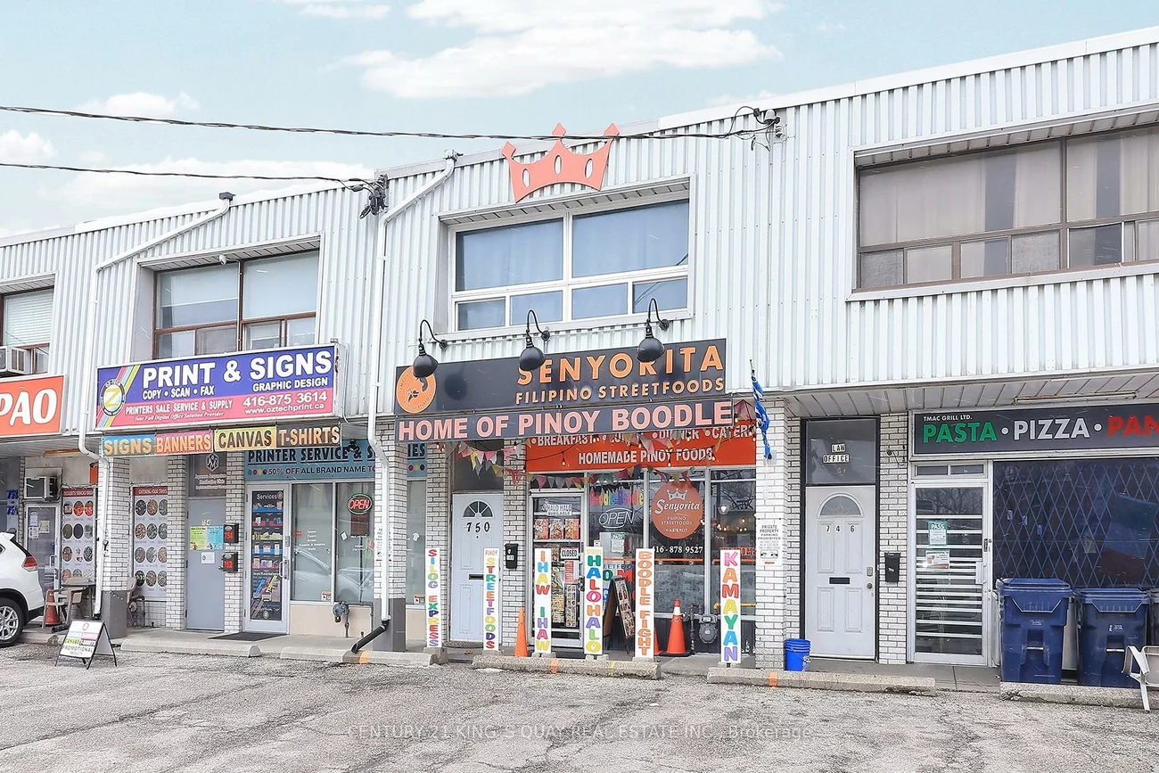 748, Wilson, Downsview-Roding-CFB, Toronto